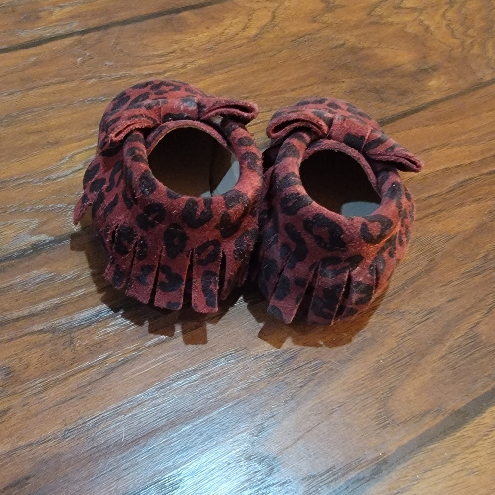 Monkey Feet - Picture 6 of 9